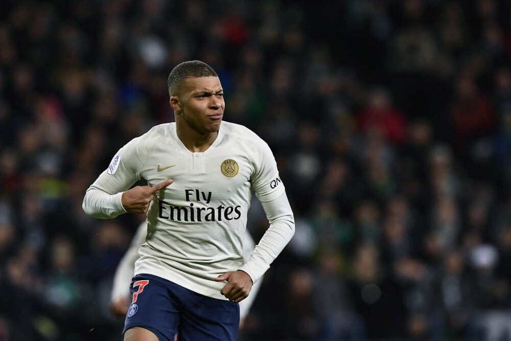 多地调降商业用房购房贷款最低首付比例